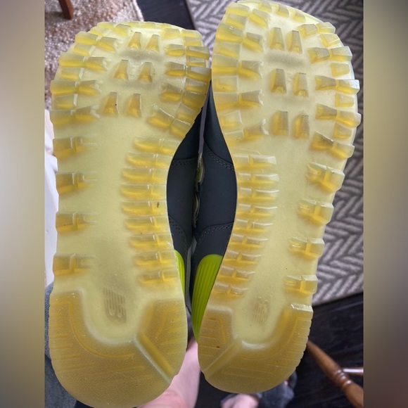 Women’s New Balance 574 Sneakers size 8 - worn once - Picture 2 of 8